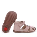 emel-es1214l-3-bali-sandaly-dzieciece-kryte-bezowe-truskawka.jpg