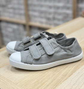 Cienta 78997-23 Gris hiszpańskie, pachnące trampki na rzepy szare