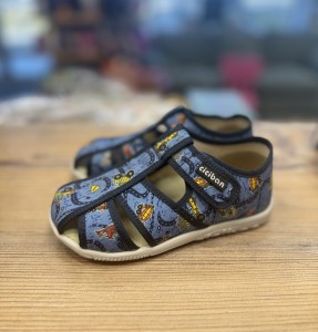 Ciciban 440 kapcie z wkładką profilowaną na rzep  (18-35)  Ricky