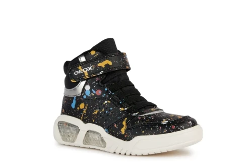 buty-dzieciece-geox-j36hpa-czarne-sneakersy-led-na-rzep-i-gumki-oddychajaca-podeszwa.jpg